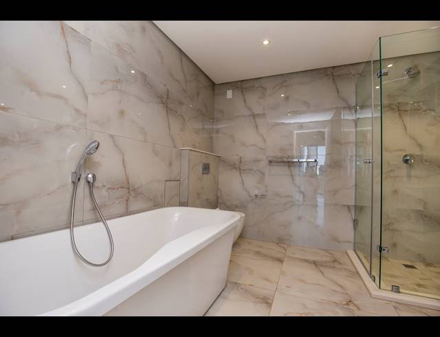 3 BEDROOM APARTMENT TO LET IN UMHLANGA RIDGESIDE